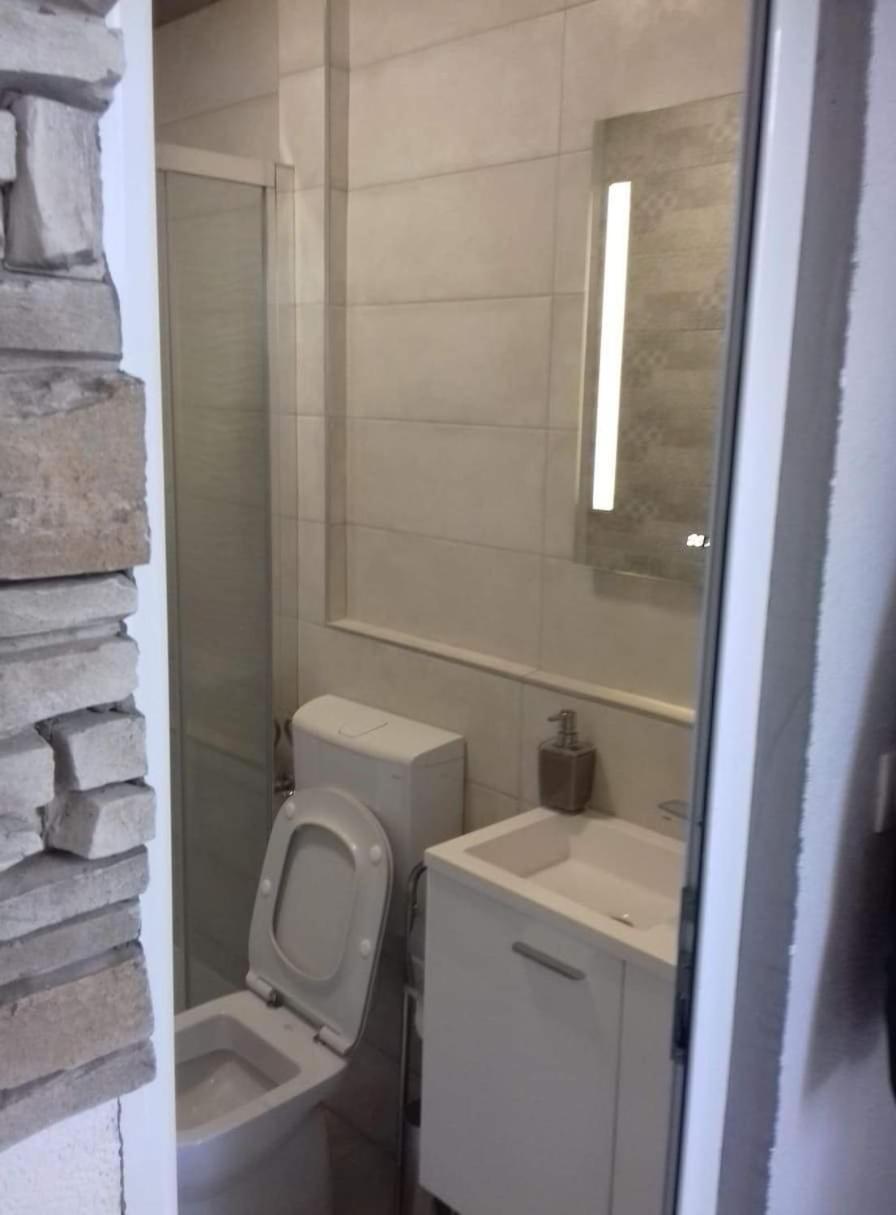 Apartment Stone