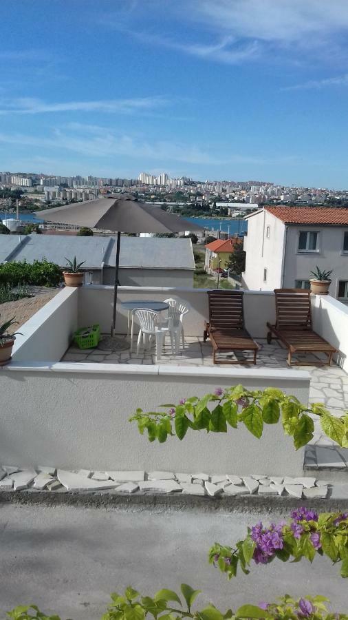 Stone Apartment Split