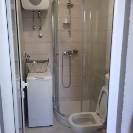 Stone Guest House Split Room photo